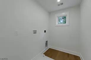 34 E Glen Rd, Denville, NJ 07834 - Photo 37