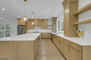 34 E Glen Rd, Denville, NJ 07834 - Photo 13