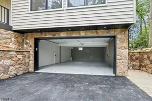 34 E Glen Rd, Denville, NJ 07834 - Photo 45