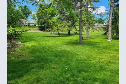 185 Wilmore Rd, Little Falls Township, NJ 07424 - Photo 1