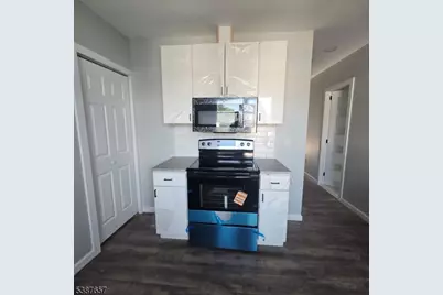 16 Baldwin Ave #3, Newark, NJ 07108 - Photo 1