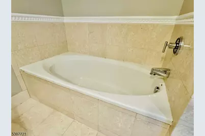 1806 One Spring St #1806, New Brunswick, NJ 08901 - Photo 33