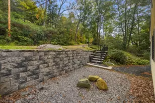 66 W Shore Dr, Vernon, NJ 07462 - Photo 21