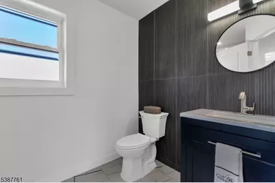 784 Valley St, Union Township, NJ 07088 - Photo 5