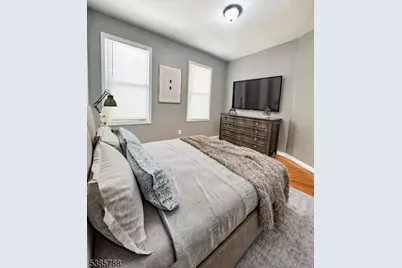 705 S 15th St, Newark, NJ 07103 - Photo 9