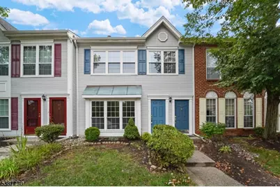 21 Gregory Ln, Franklin Township, NJ 08823 - Photo 1