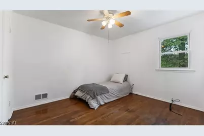 341 Trotting Rd, Union Township, NJ 07083 - Photo 9