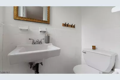 341 Trotting Rd, Union Township, NJ 07083 - Photo 7