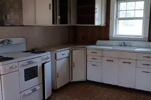 157 Westfield Ave, Clark Township, NJ 07066 - Photo 5