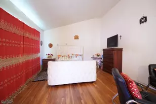 16 Hart Pl, Union Township, NJ 07083 - Photo 9