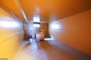 16 Hart Pl, Union Township, NJ 07083 - Photo 15