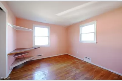 16 Hart Pl, Union Township, NJ 07083 - Photo 13