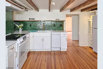 46 York St #3, Lambertville, NJ 08530 - Photo 5