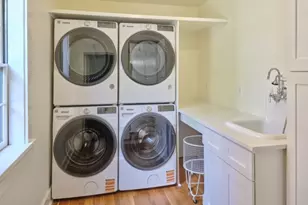 46 York St, Lambertville, NJ 08530 - Photo 19