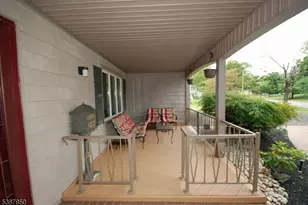 25 Hughes Rd, Franklin Township, NJ 08873 - Photo 37