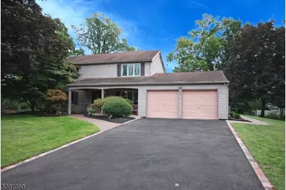 25 Hughes Rd, Franklin Township, NJ 08873 - Photo 3