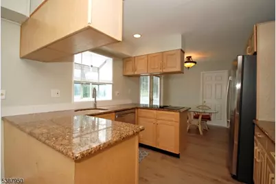 25 Hughes Rd, Franklin Township, NJ 08873 - Photo 17