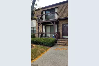 1010 N Oaks Blvd, North Brunswick Township, NJ 08902 - Photo 1