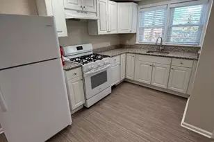 8 Cedar St, South Bound Brook Boro, NJ 08880 - Photo 1