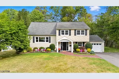 54 Badgley Dr, New Providence, NJ 07974 - Photo 1