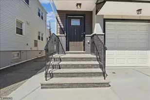 52 Melville Pl, Irvington, NJ 07111 - Photo 1