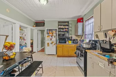 13 Garrison St, Paterson, NJ 07522 - Photo 23