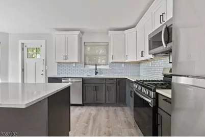 58 Park Ave #2, East Orange, NJ 07017 - Photo 3