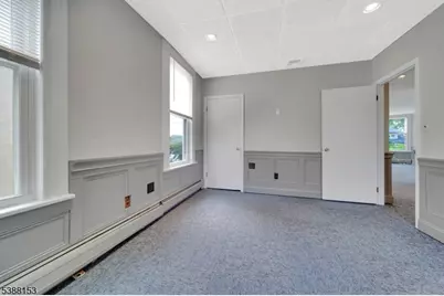 374 Clifton Ave, Clifton, NJ 07011 - Photo 15