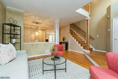 27 Rolling Views Dr, Woodland Park, NJ 07424 - Photo 3