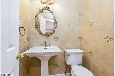 27 Rolling Views Dr, Woodland Park, NJ 07424 - Photo 13