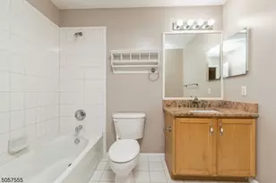 27 Rolling Views Dr, Woodland Park, NJ 07424 - Photo 21