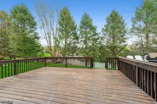27 Rolling Views Dr, Woodland Park, NJ 07424 - Photo 25
