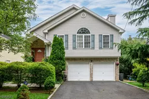 612 Oakwood Ave, Roselle Park, NJ 07204 - Photo 1