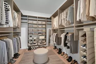 32 Gala Ct, Livingston, NJ 07039 - Photo 9