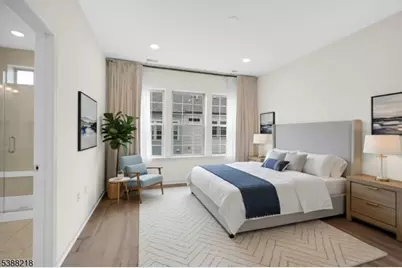 32 Gala Ct, Livingston, NJ 07039 - Photo 7