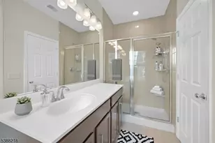 32 Gala Ct, Livingston, NJ 07039 - Photo 11