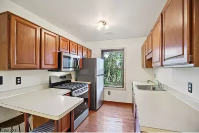 915 Spruce Hills Dr, Glen Gardner, NJ 08826 - Photo 11