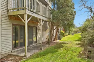 915 Spruce Hills Dr, Glen Gardner, NJ 08826 - Photo 23