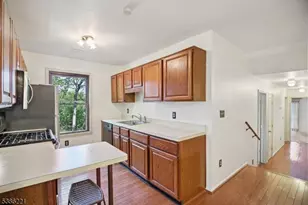 915 Spruce Hills Dr, Glen Gardner, NJ 08826 - Photo 13