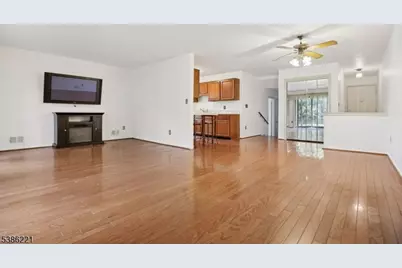 915 Spruce Hills Dr, Glen Gardner, NJ 08826 - Photo 5