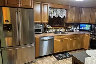 129 Maplewood Ave, Clifton, NJ 07013 - Photo 5