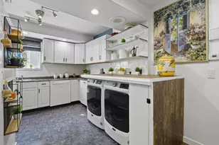 38 Evergreen Ave, Woodbridge Township, NJ 08863 - Photo 11