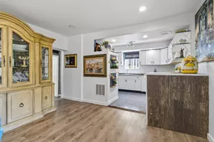 38 Evergreen Ave, Woodbridge Township, NJ 08863 - Photo 7