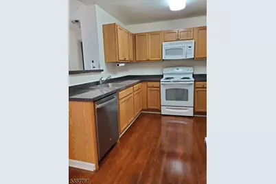 1 Carriage City Plz #1115, Rahway, NJ 07065 - Photo 11