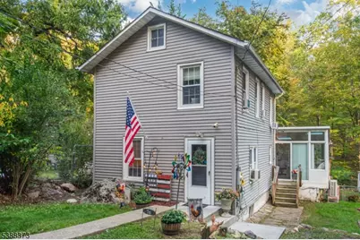 76 Reeve Ave, Bloomingdale, NJ 07403 - Photo 1
