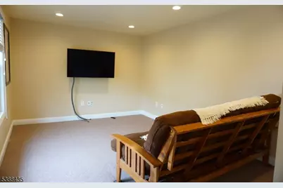 311 Crooks Ave, Paterson, NJ 07503 - Photo 9