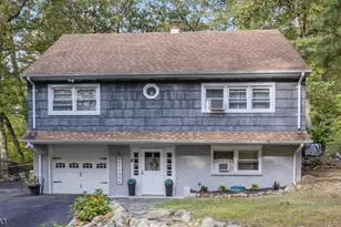 6 Oakwood Dr, Ringwood, NJ 07456 - Photo 1