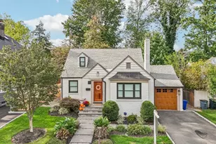 126 Ludlow Pl, Westfield, NJ 07090 - Photo 1