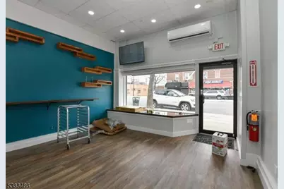 119 Ampere Pkwy, East Orange, NJ 07017 - Photo 17