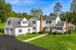 32 Parker Rd, Chester, NJ 07930 - Photo 1